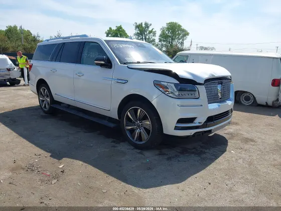2019 Lincoln Navigator L Reserve