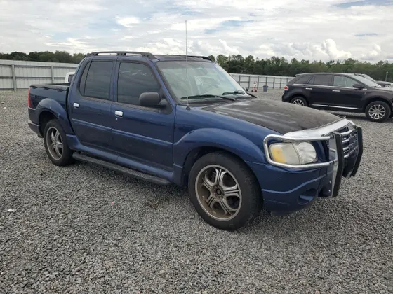 2005 Ford Explorer Sport Trac XLS
