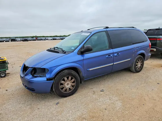 2007 Chrysler Town & Country LWB Touring