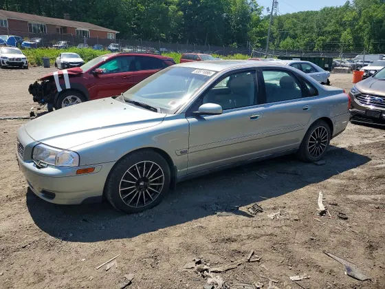 2004 Volvo S80