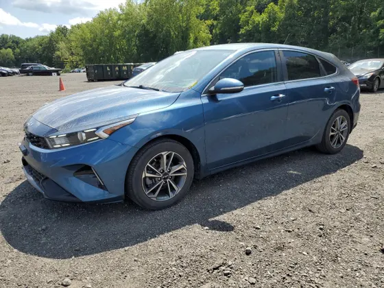 2023 Kia Forte5 EX