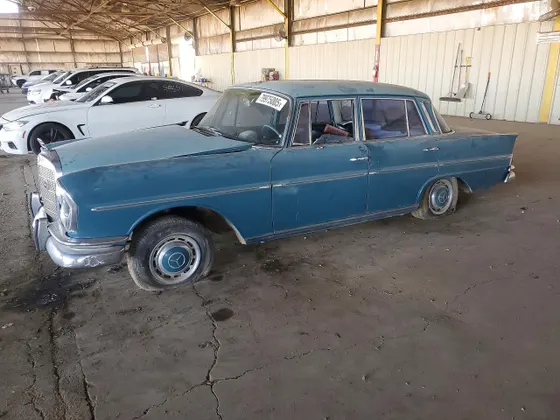 1964 Mercedes-Benz 220