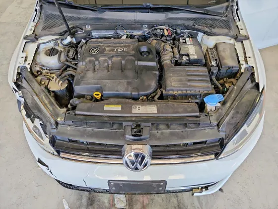 2015 Volkswagen Golf SportWagen TDI S