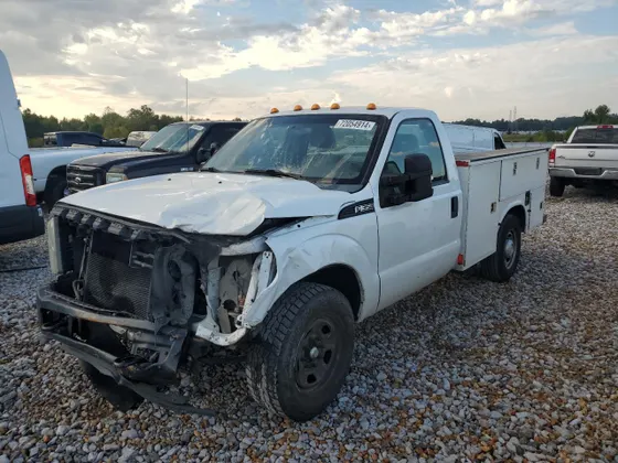 2011 Ford F-350 SUPER DUTY