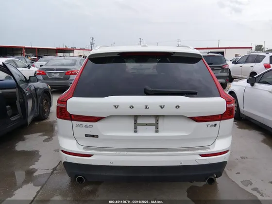 2018 Volvo XC60 Momentum