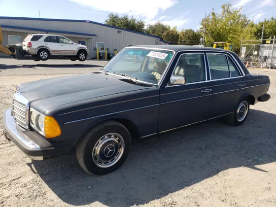 1982 Mercedes-Benz 240 Series 240D