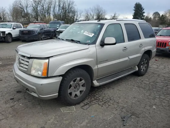2004 Cadillac Escalade