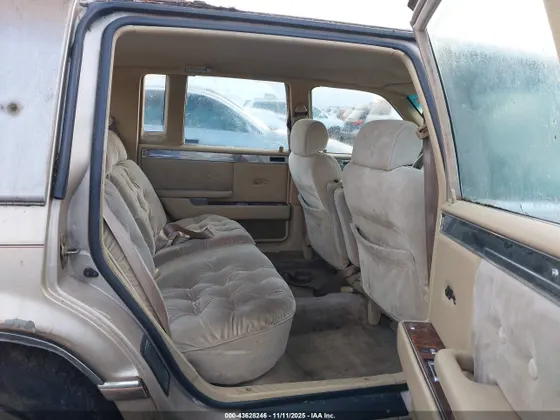 1993 Chrysler New Yorker FIFTH AVENUE