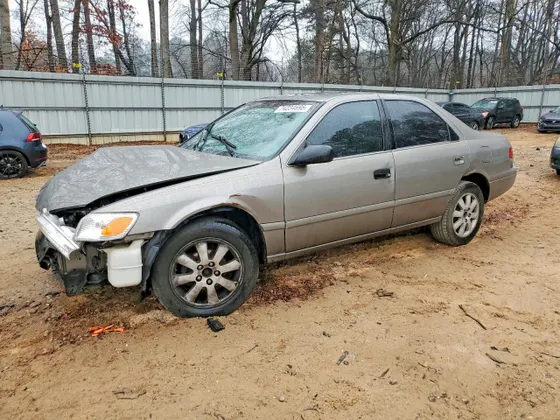 2000 Toyota Camry LE