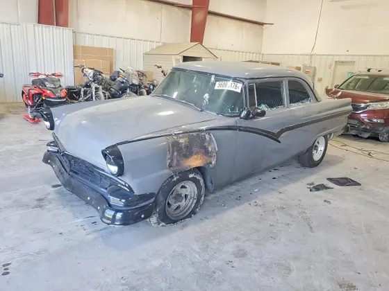 1956 Ford FAIRLANE
