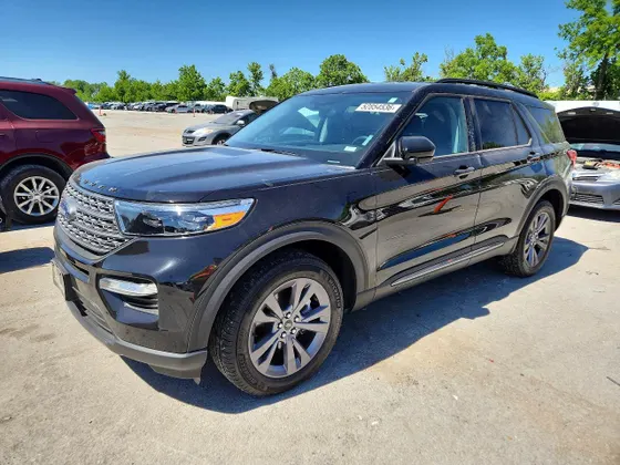 2024 Ford Explorer XLT