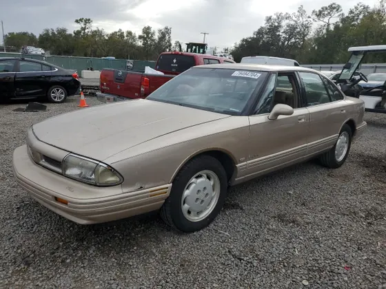 1993 Oldsmobile 88 ROYALE LS