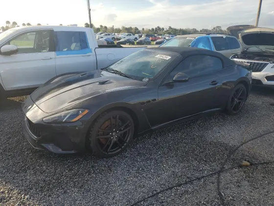 2019 Maserati GranTurismo Convertible Sport