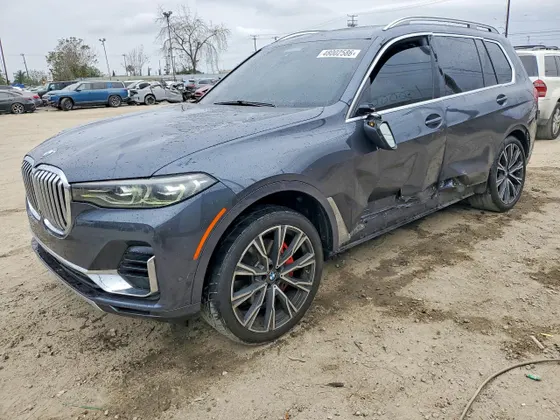 2019 BMW X7 xDrive50i