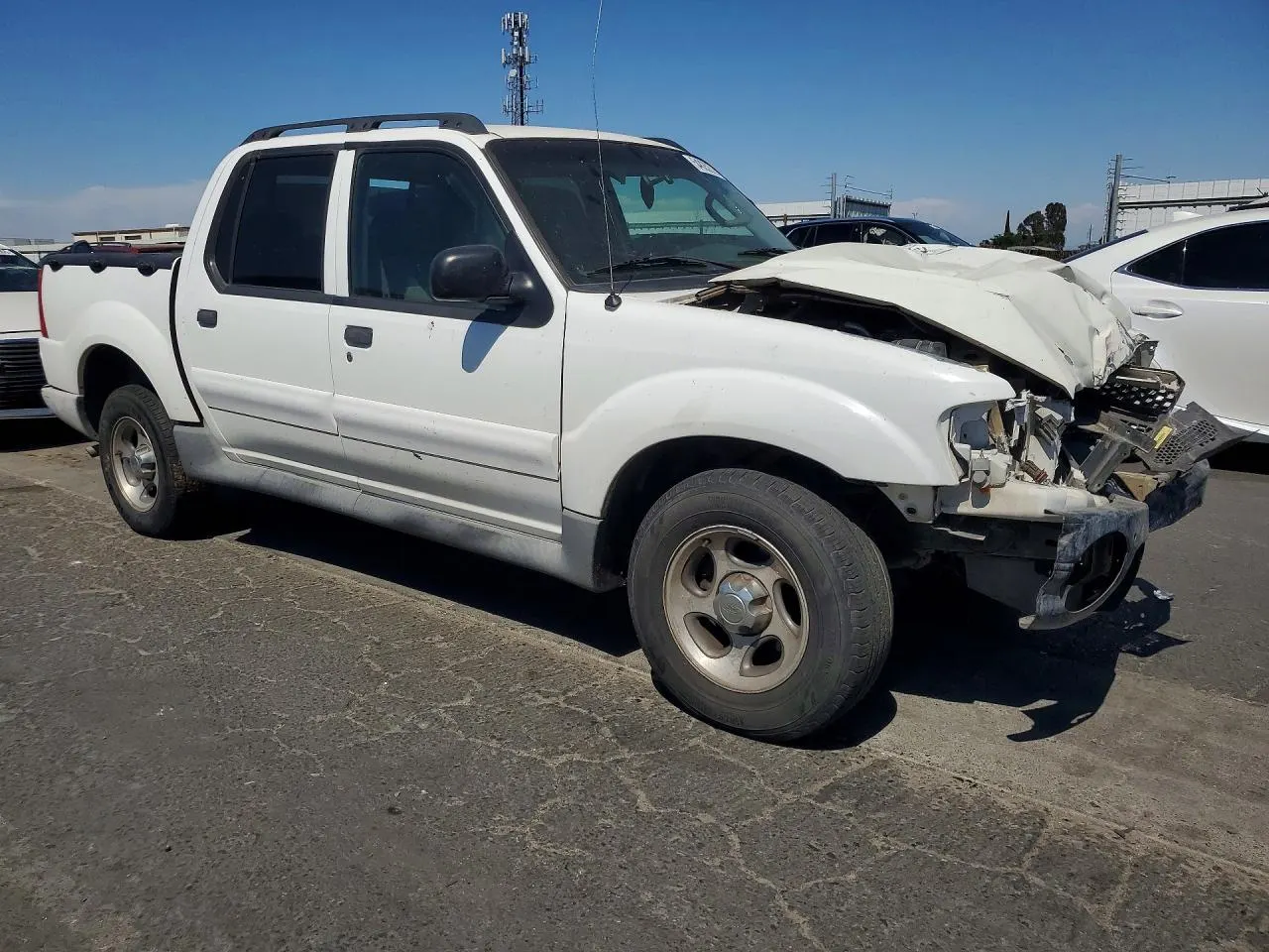 2004 Ford Explorer Sport Trac XLS