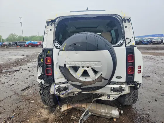 2022 Land Rover Defender S