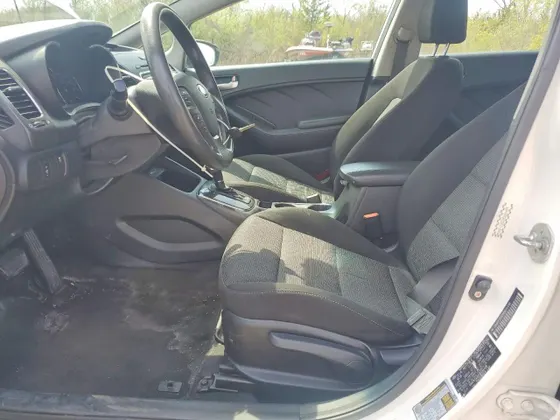 2017 Kia Forte5 LX
