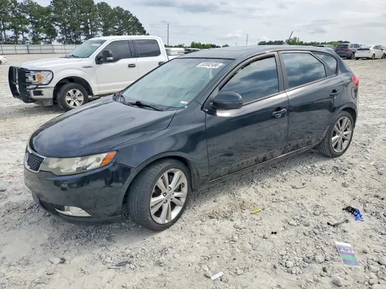 2013 Kia Forte 5-Door SX