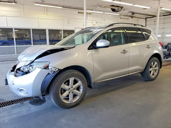 2009 Nissan Murano LE