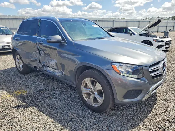 2018 Mercedes-Benz GLC GLC 300