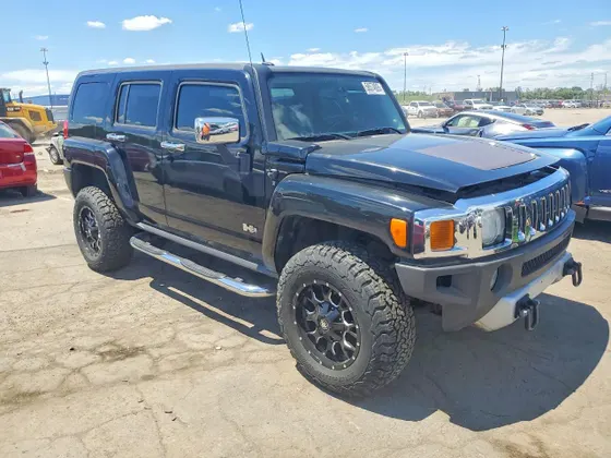 2009 HUMMER H3 SUV Adventure