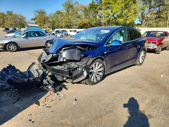 2020 Tesla Model X Long Range
