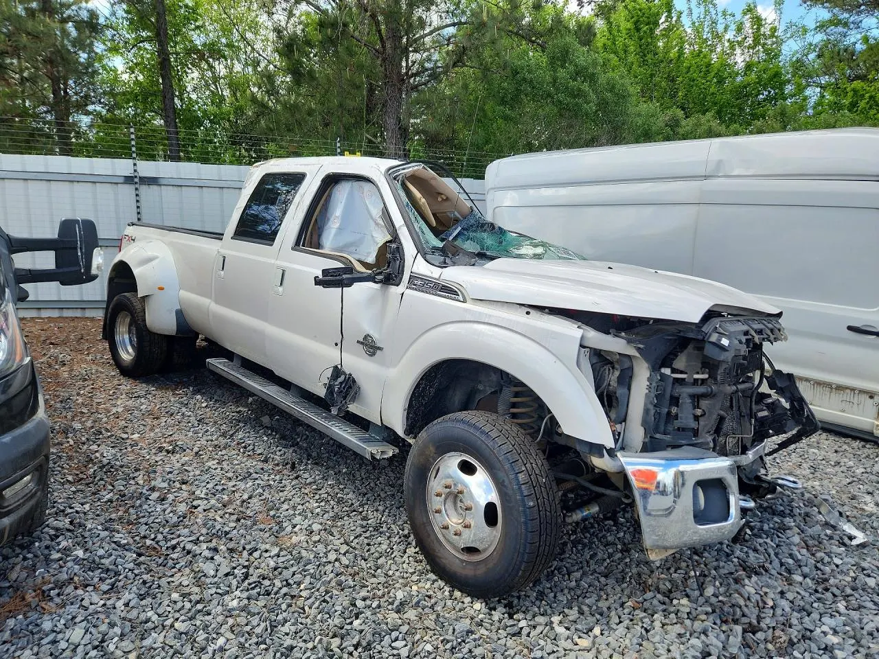 2011 Ford Super Duty F-350 DRW XLT