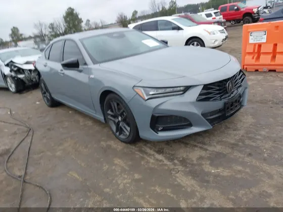 2025 Acura TLX w/A-Spec Package