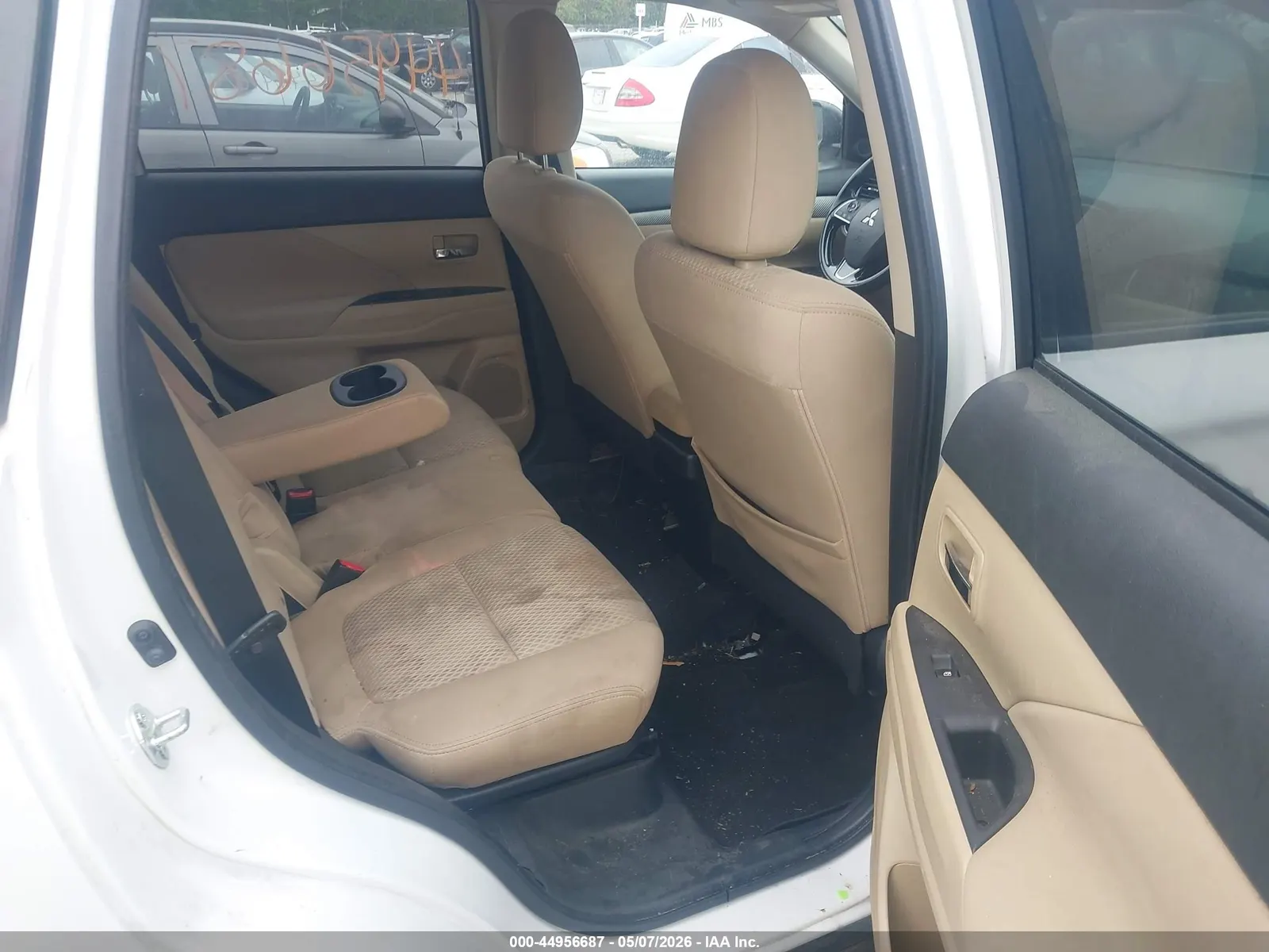 2016 Mitsubishi Outlander SE