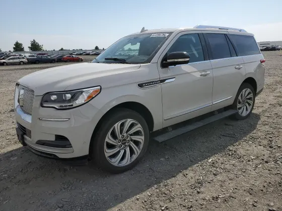 2023 Lincoln Navigator Reserve