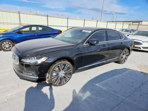 2024 Volvo S90 PLUS
