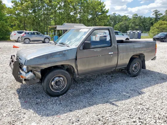 1989 Nissan Hardbody SHORT BED