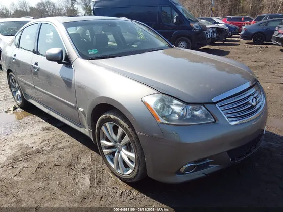 2009 INFINITI M35
