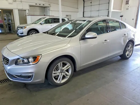 2015 Volvo S60 T5 Premier