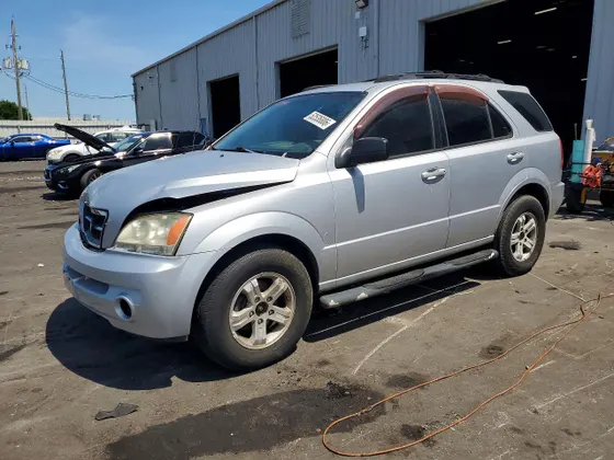 2005 Kia Sorento LX