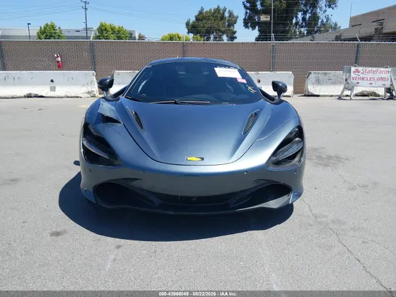 2018 McLaren 720S LUXURY/PERFORMANCE
