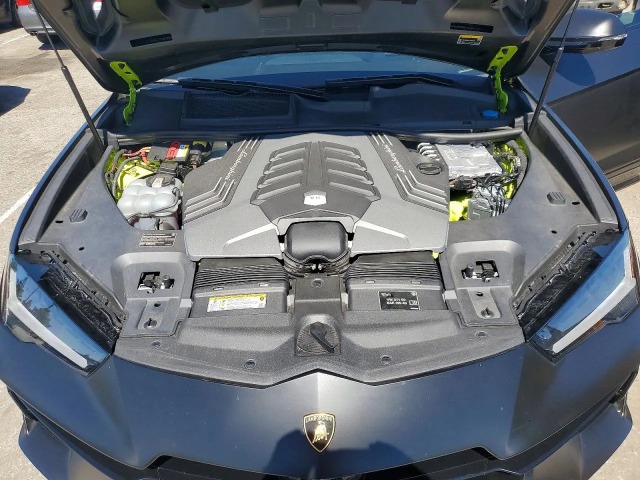 2023 Lamborghini Urus Performante