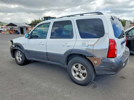 2005 Mazda Tribute s