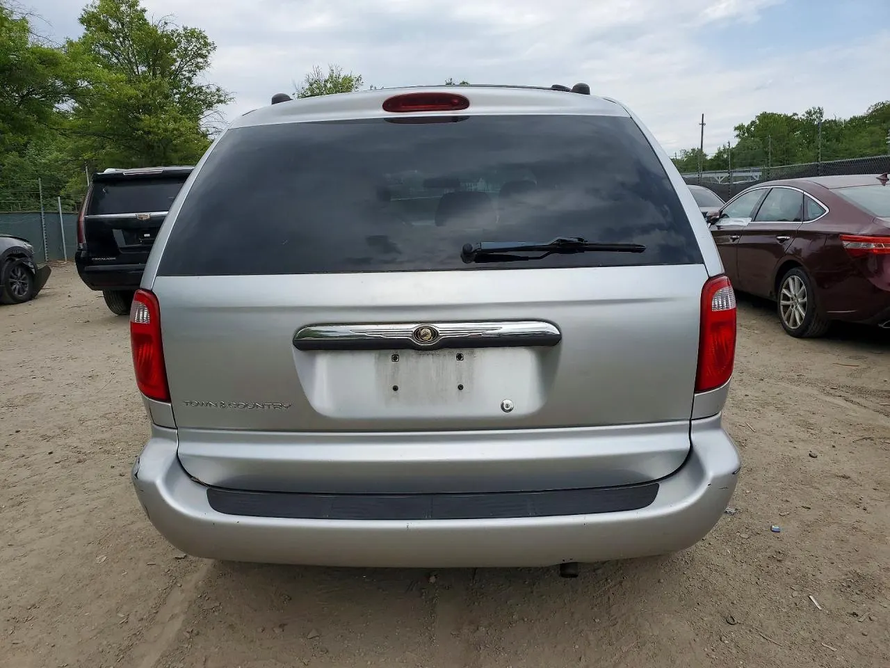 2006 Chrysler Town & Country SWB TOWN & COUNTRY