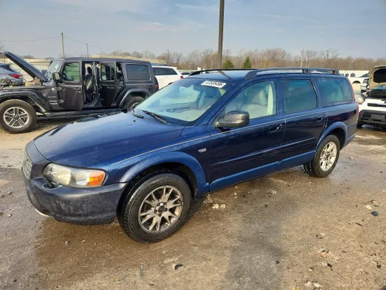 2004 Volvo V70 XC70
