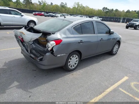 2017 Nissan Versa Sedan S Plus