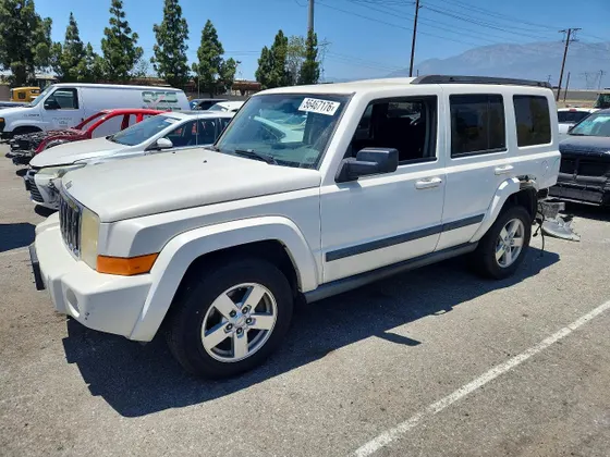 2008 Jeep Commander Sport