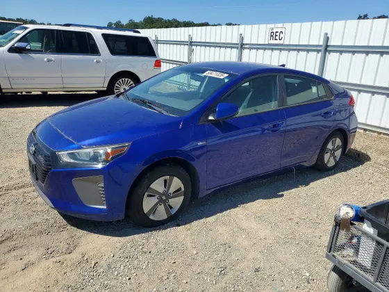 2019 Hyundai Ioniq Hybrid Blue