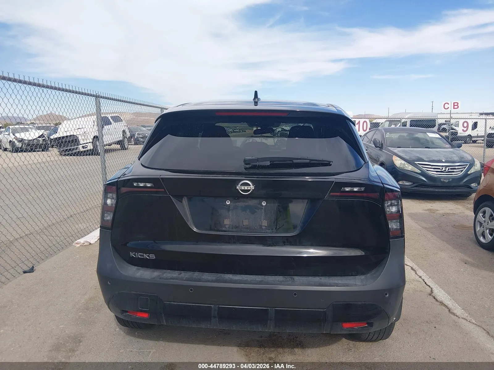 2025 Nissan Kicks SV