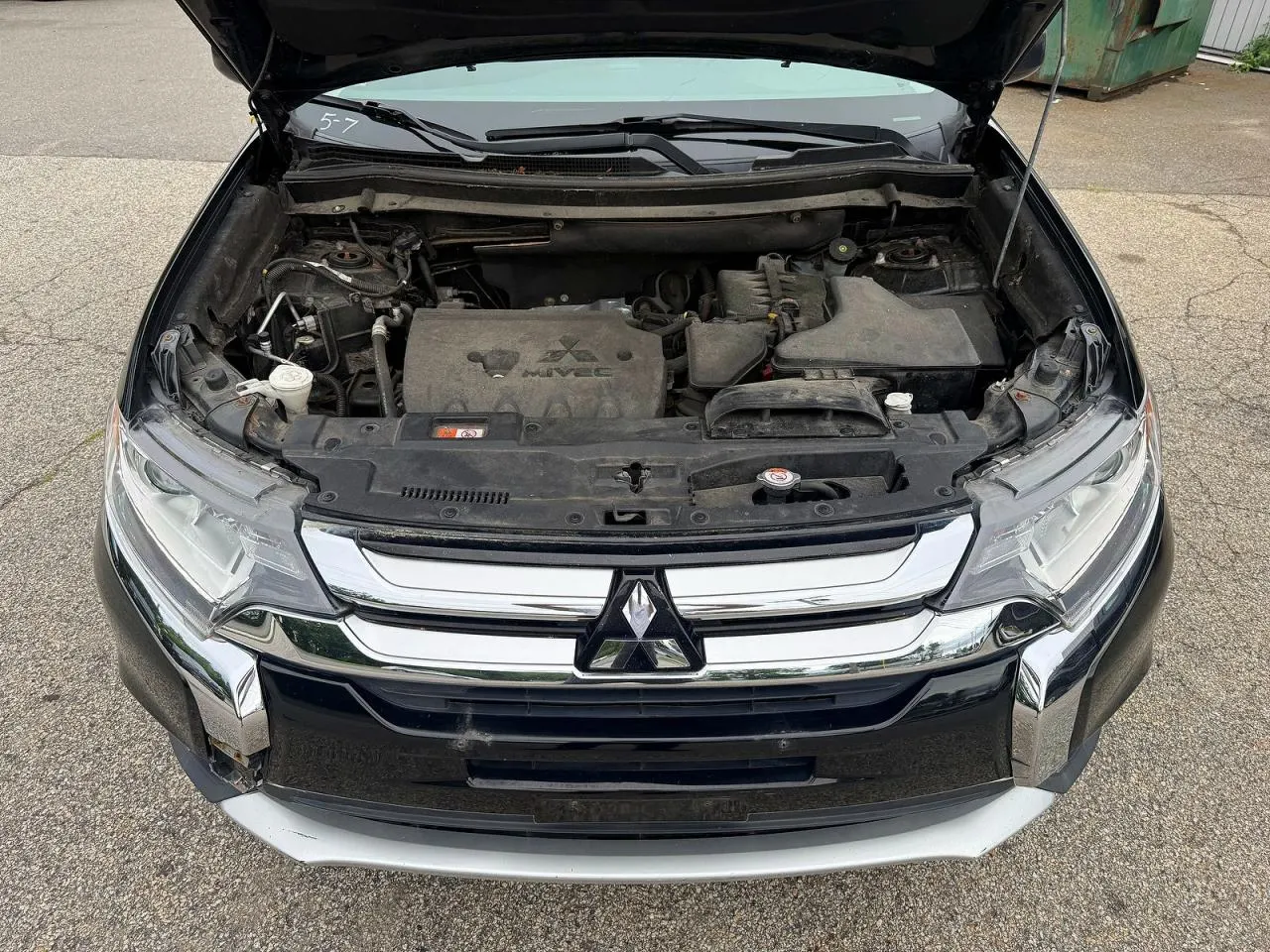 2018 Mitsubishi Outlander ES