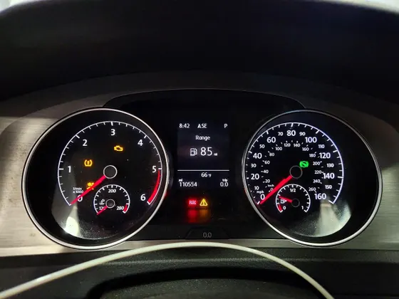 2015 Volkswagen Golf SportWagen TDI S