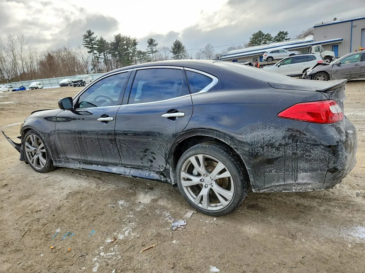 2013 INFINITI M56