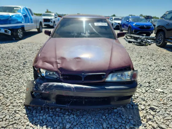 2002 INFINITI G20 Luxury