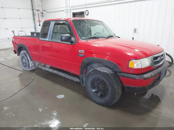 2002 Mazda B-Series 4WD Truck SE