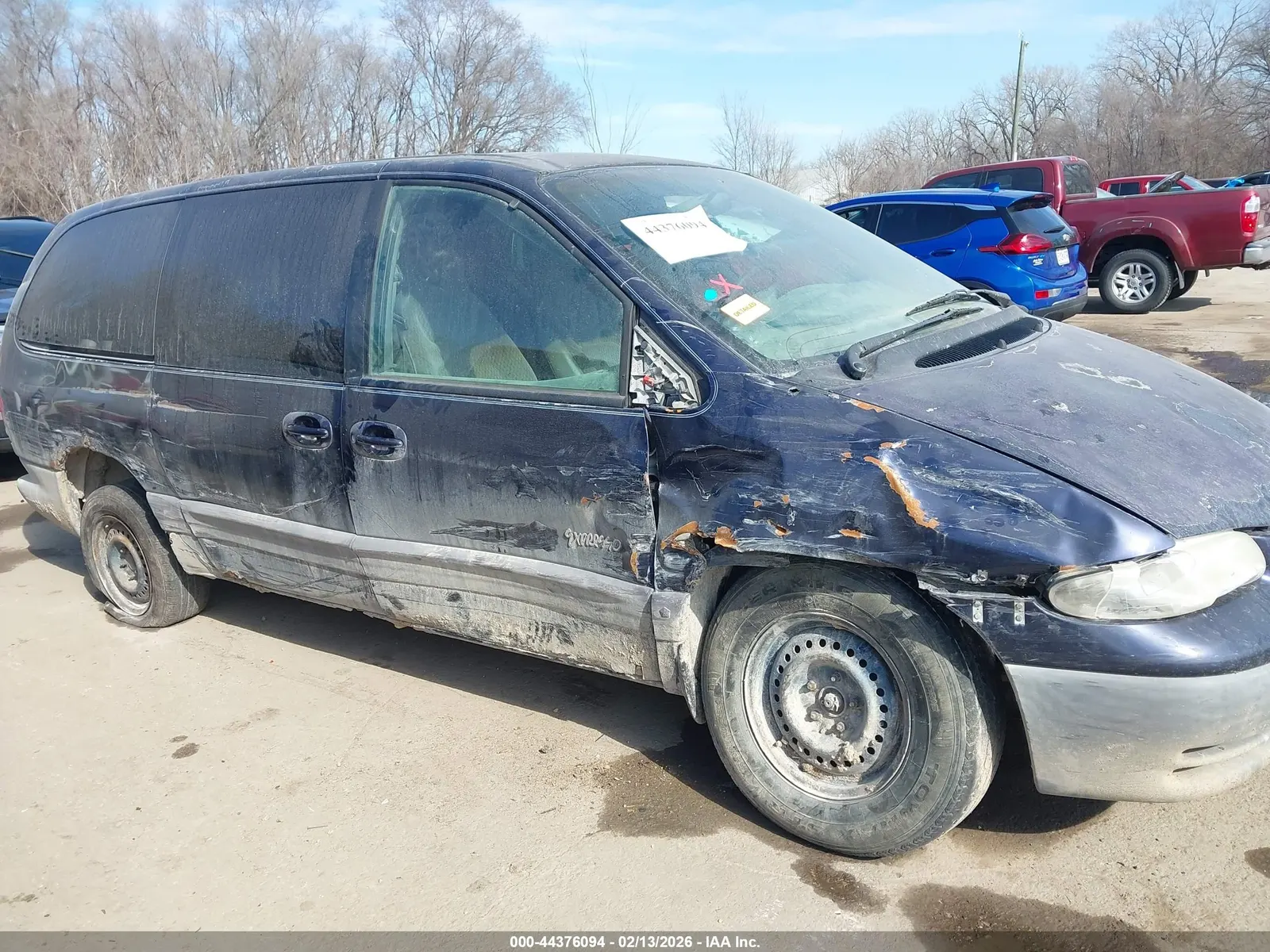 1998 Plymouth Voyager SE